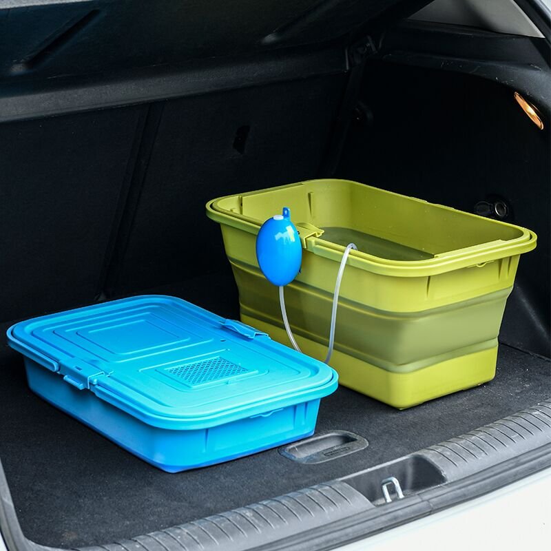 Fish drums of live fish drums are easily equipped to fold portable buckets with thick fish drums of multifunctional fishing boxes